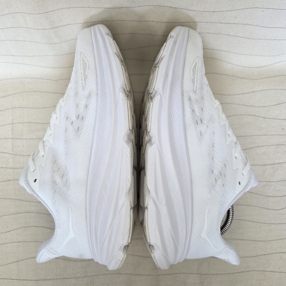 Hoka One One Womens Clifton 9 Triple White Running Sneakers Shoes F27222L Sz 11D - Picture 9 of 14